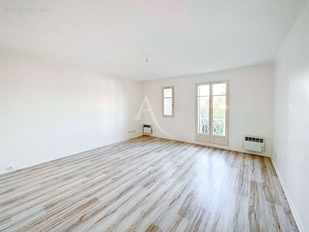 Appartement à CARRIERES-SOUS-POISSY