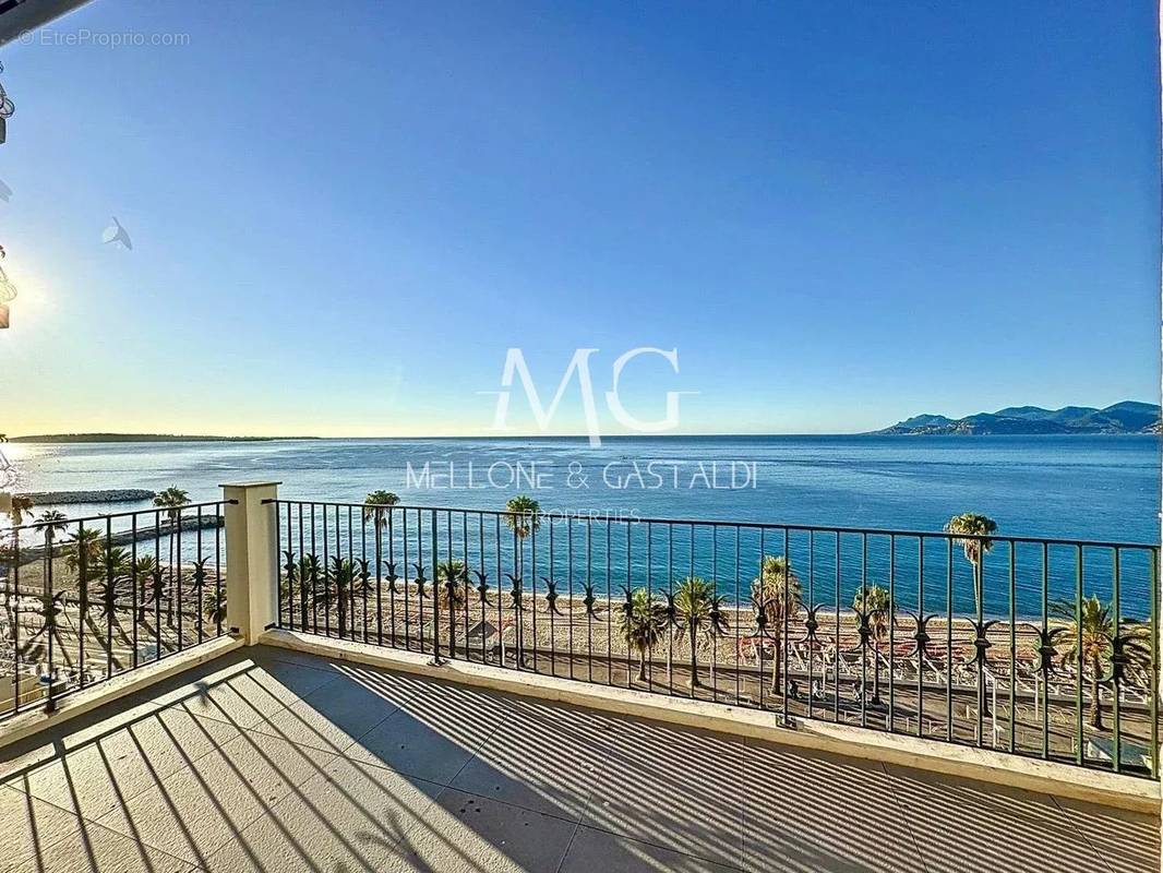 Appartement à CANNES