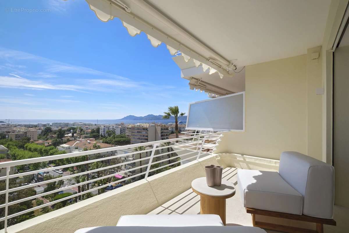 Appartement à CANNES