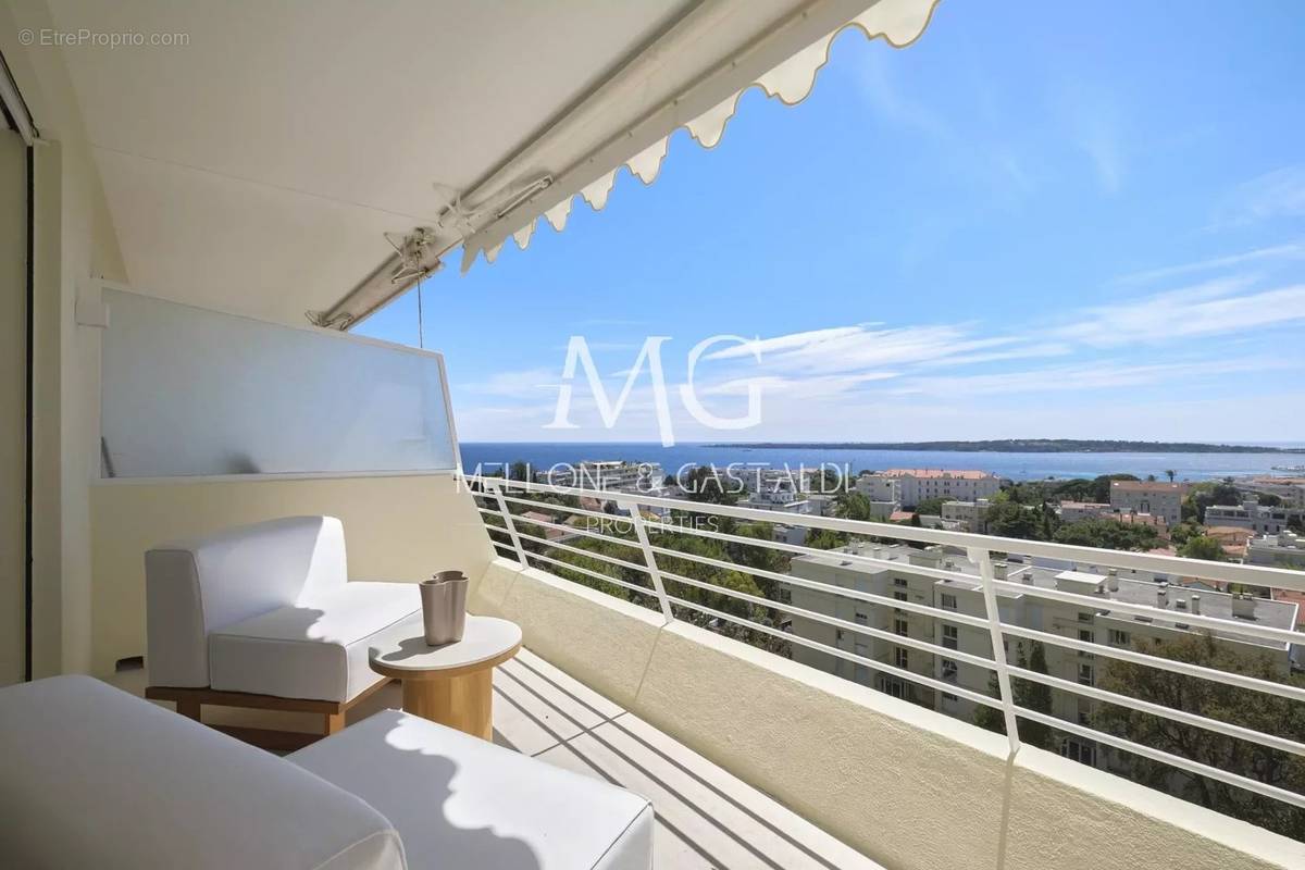 Appartement à CANNES