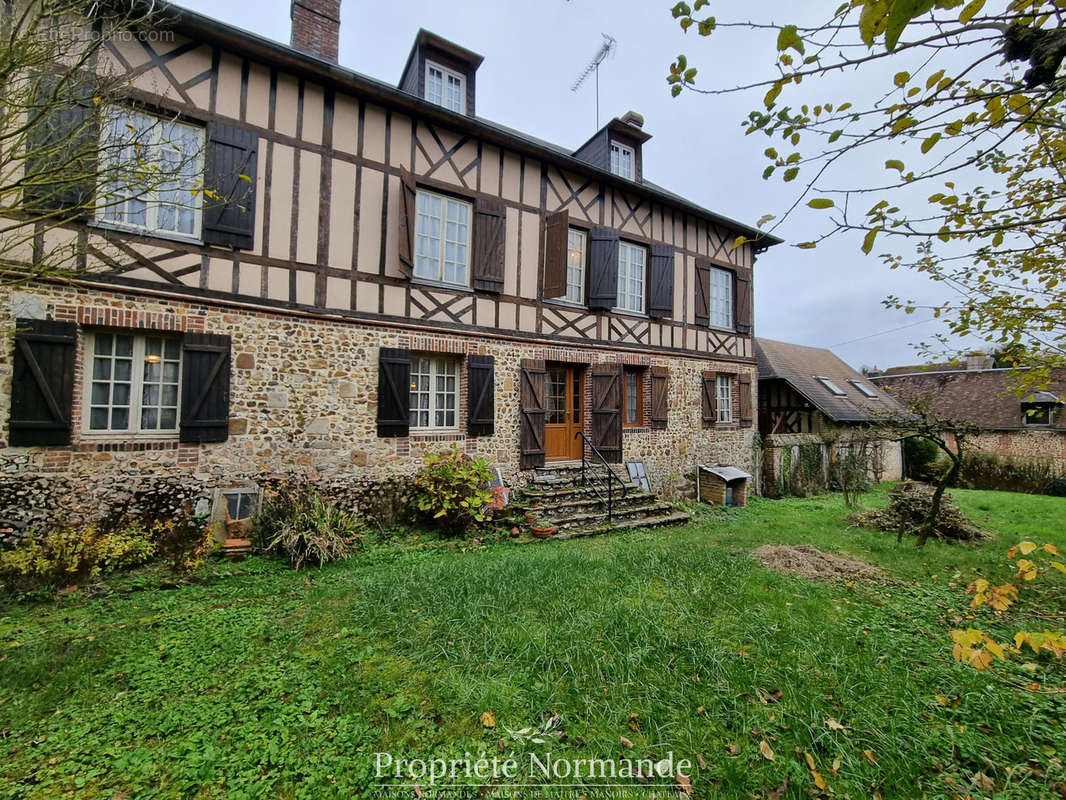 Maison à BERNAY