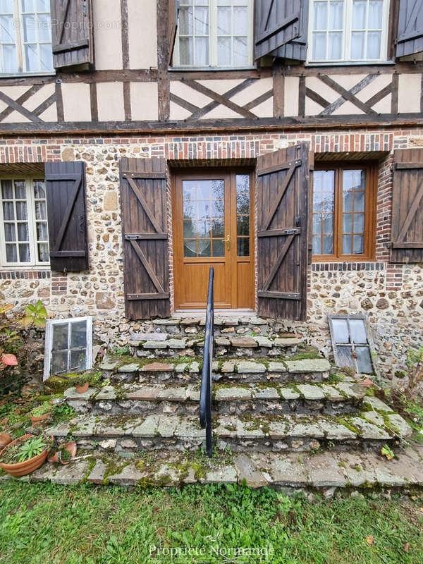 Maison à BERNAY