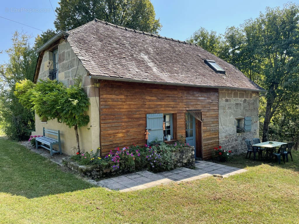 Maison à PERPEZAC-LE-BLANC