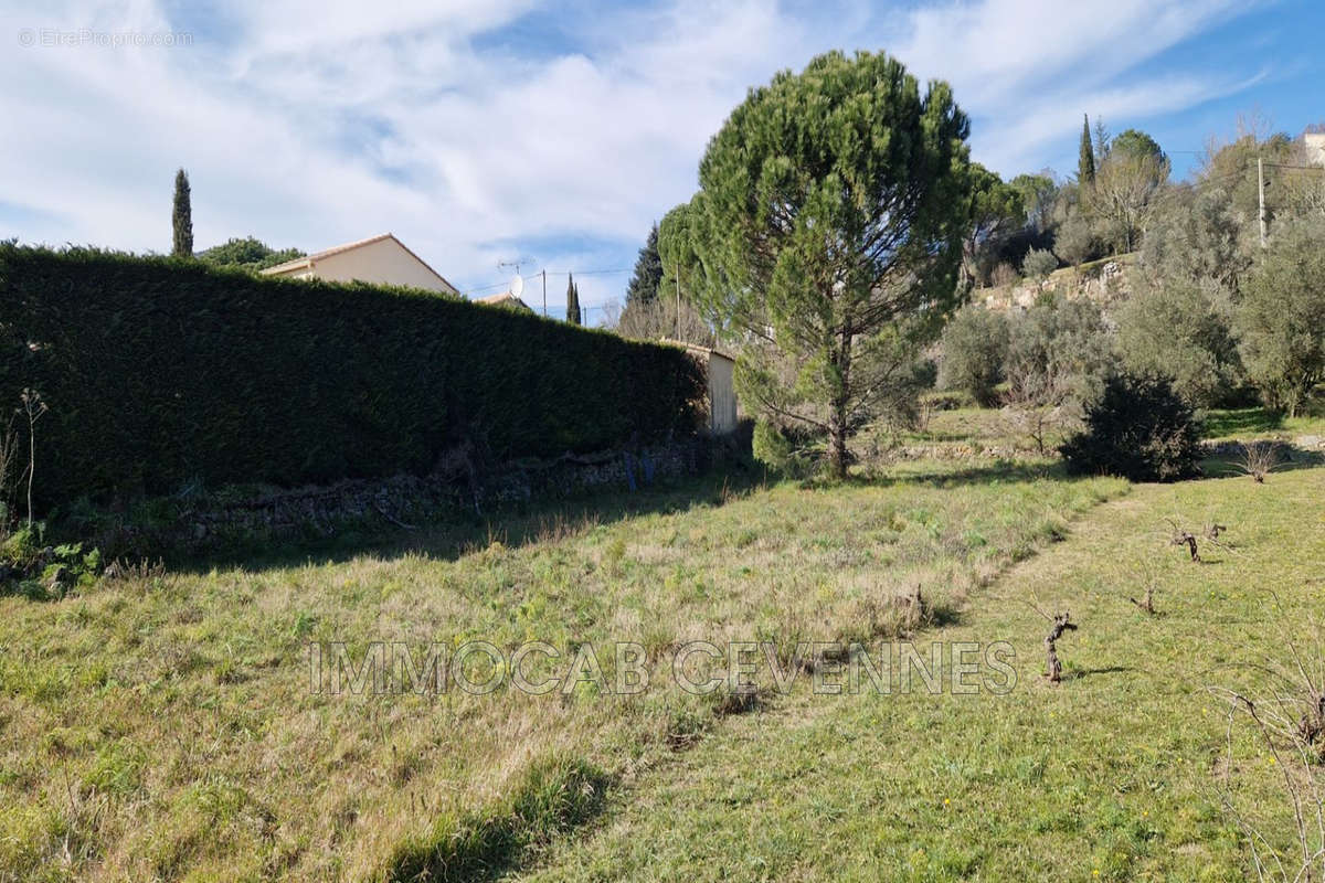 Terrain à ANDUZE