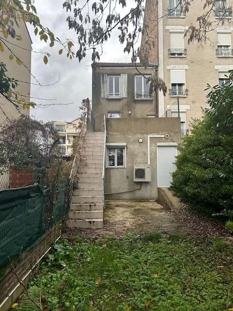 Appartement à LE PERREUX-SUR-MARNE