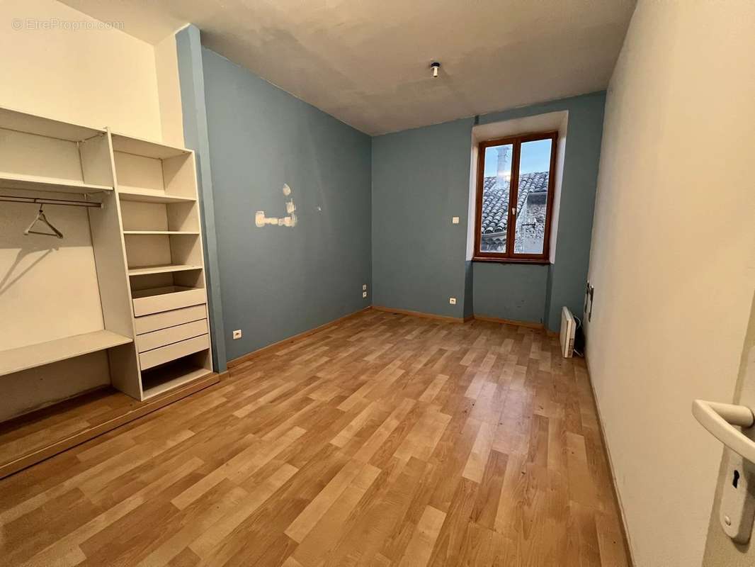 Appartement à DONZERE