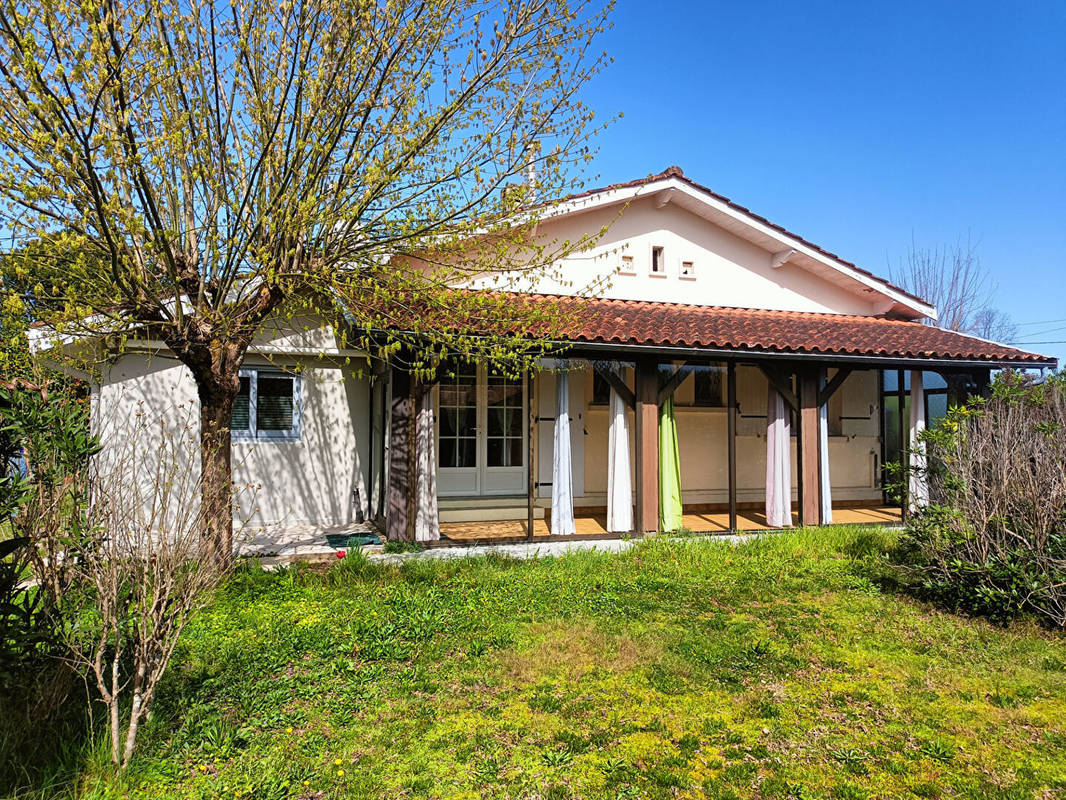 Maison à SAINT-LAURENT-MEDOC