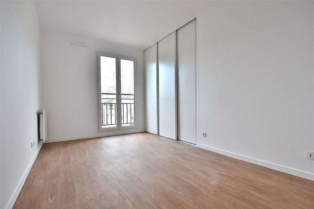 Appartement à SAINT-MAUR-DES-FOSSES