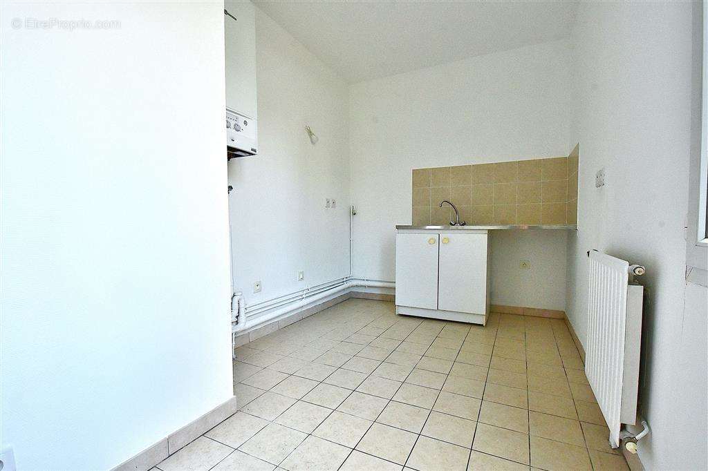 Appartement à SAINT-MAUR-DES-FOSSES