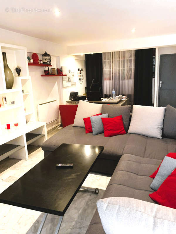 Appartement à CAGNES-SUR-MER