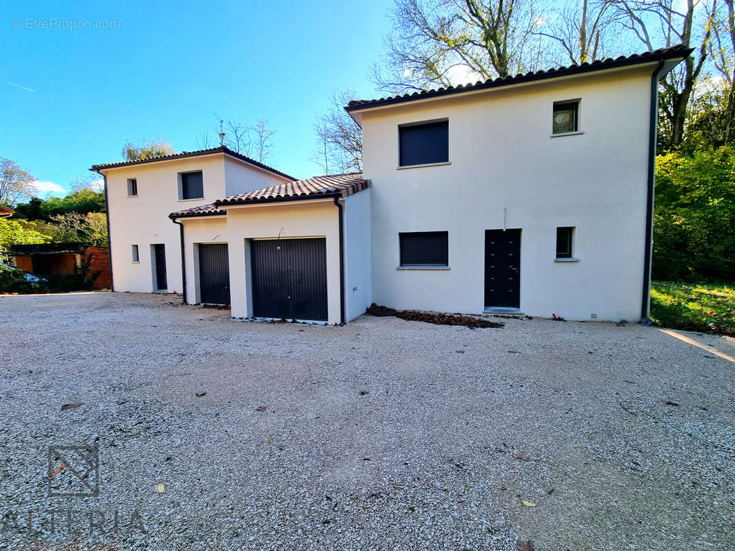 Maison à CASTANET-TOLOSAN