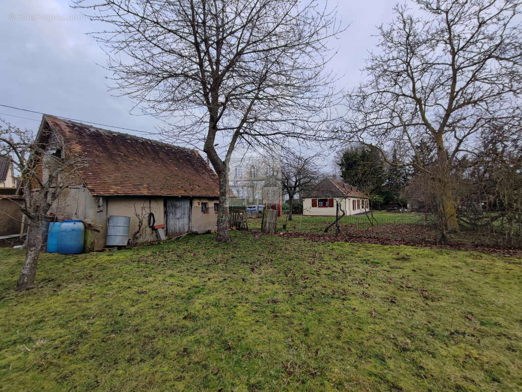 Maison à BEAUMONT-LE-ROGER