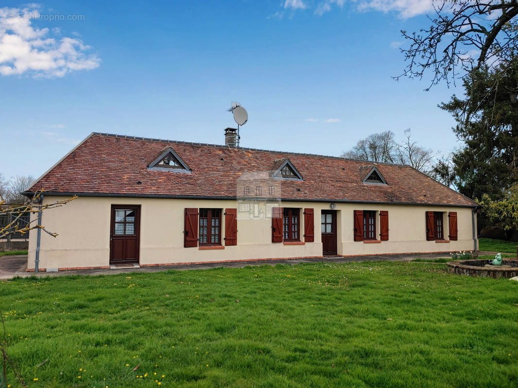 Maison à BEAUMONT-LE-ROGER