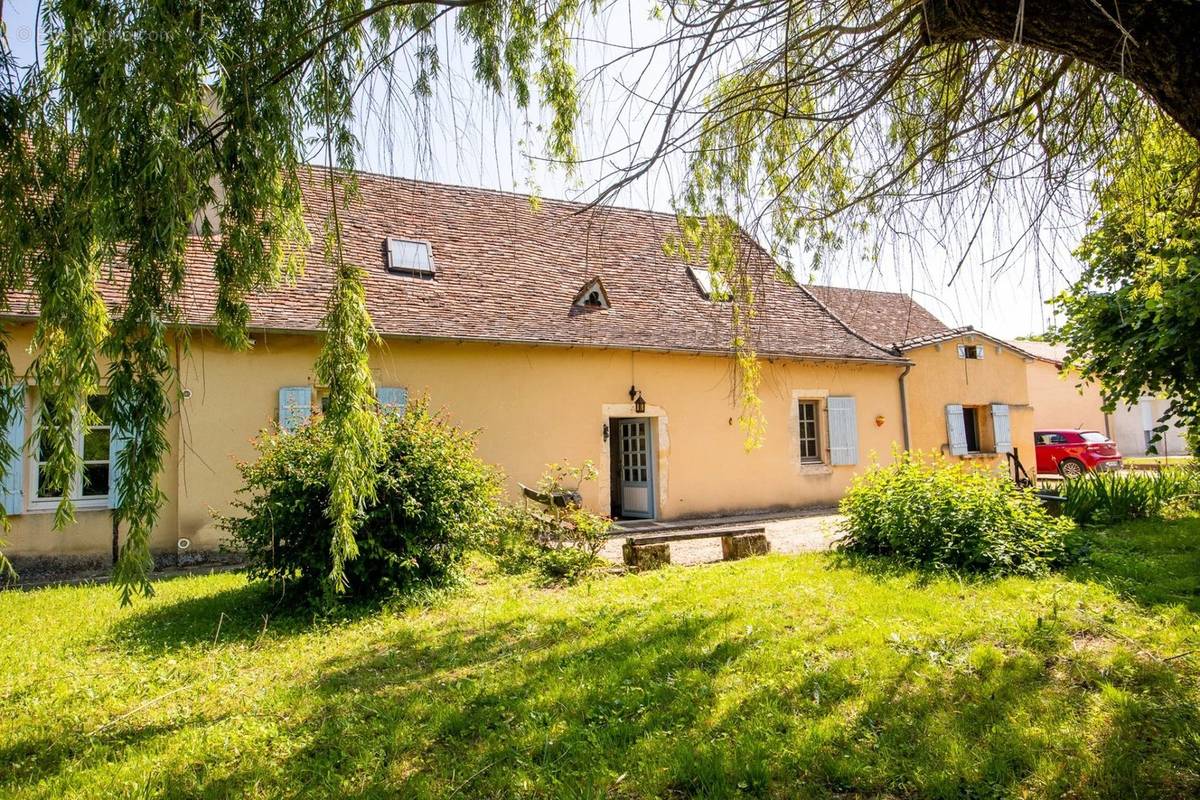 Maison à SAINT-PIERRE-D&#039;EYRAUD