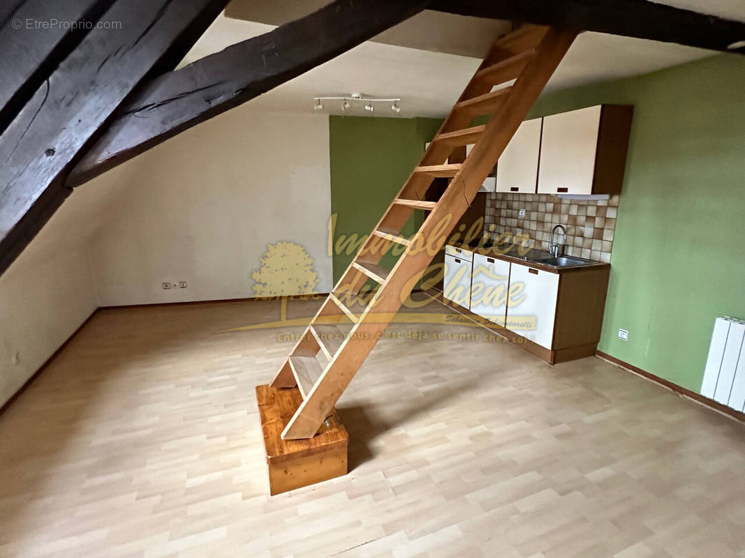 Appartement à LUXEUIL-LES-BAINS