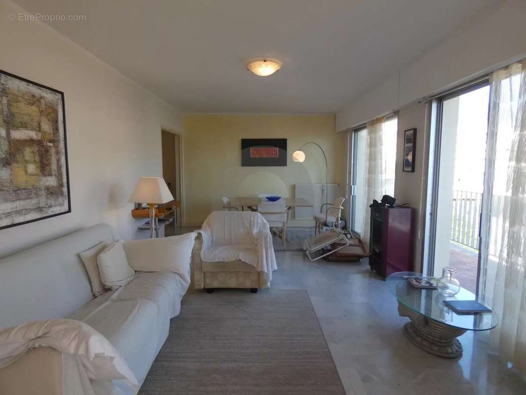 Appartement à ROQUEBRUNE-CAP-MARTIN