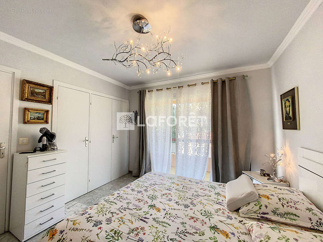 Appartement à MENTON