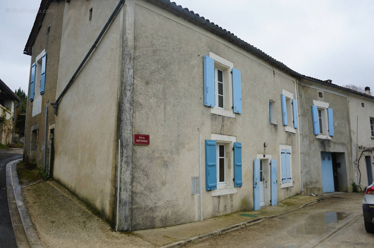 Maison à EDON