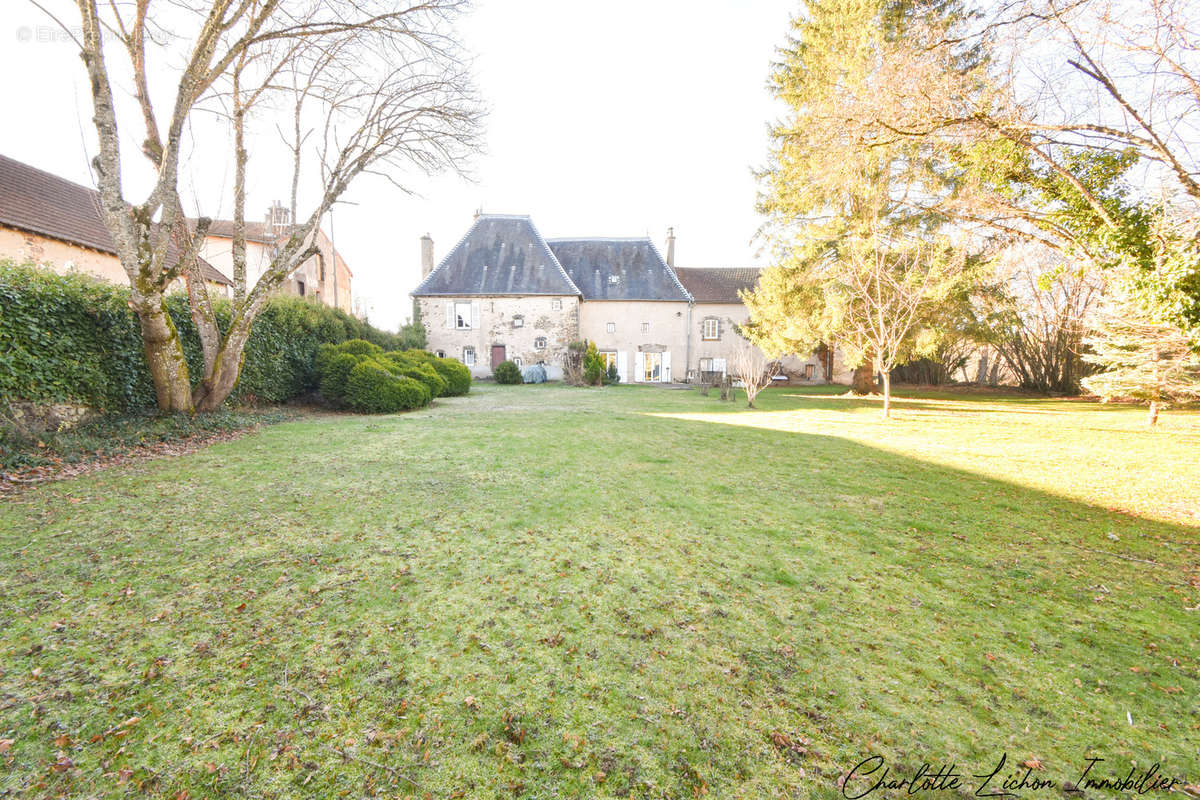 Maison à BROMONT-LAMOTHE