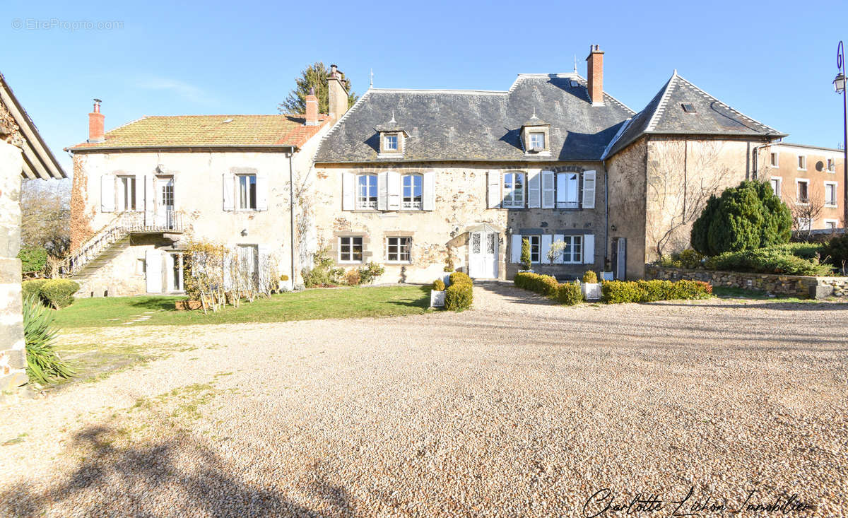 Maison à BROMONT-LAMOTHE