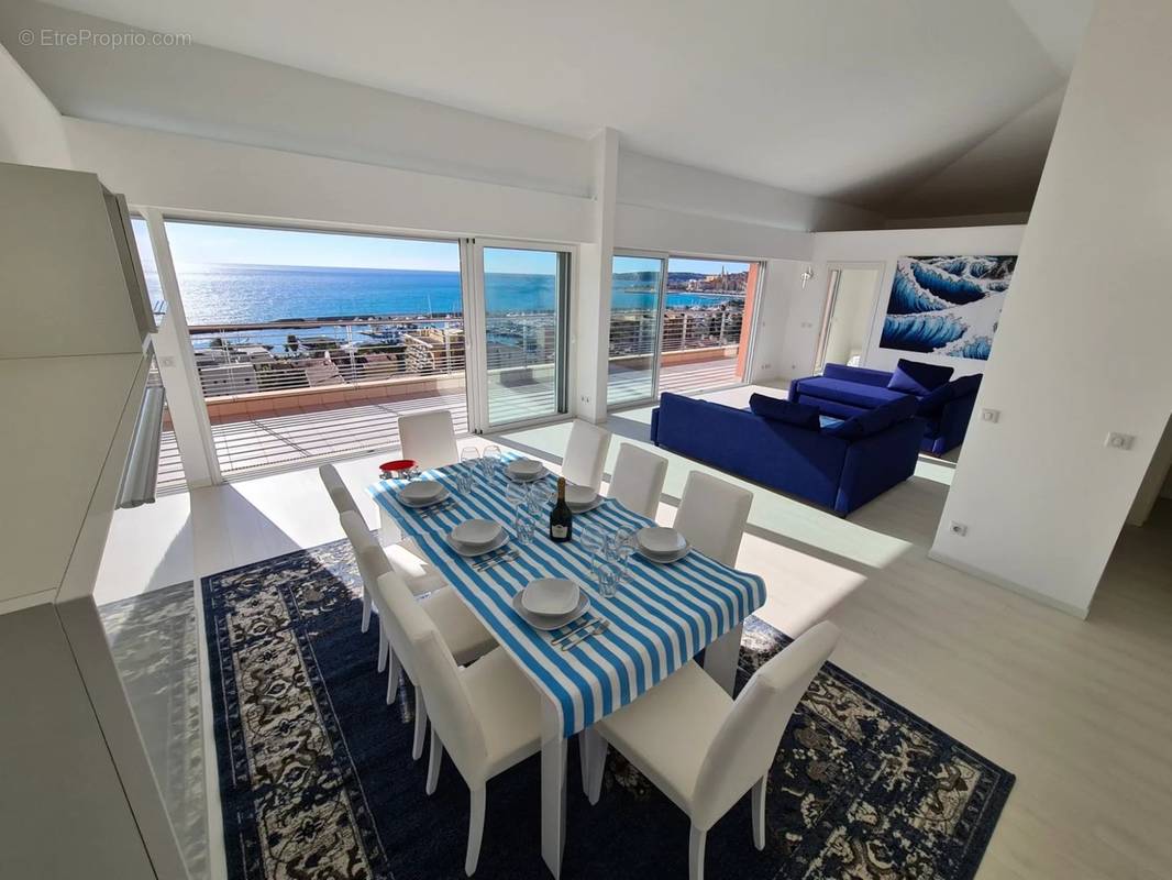 Appartement à MENTON