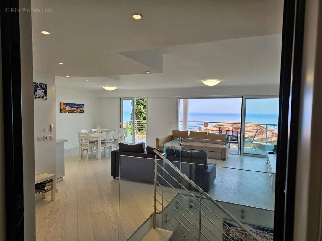 Appartement à MENTON