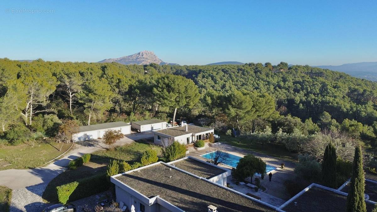 Maison à AIX-EN-PROVENCE