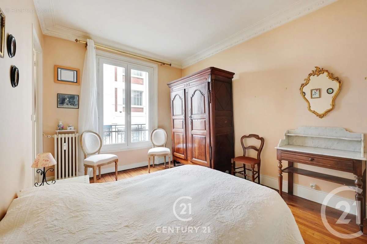 Appartement à PARIS-15E