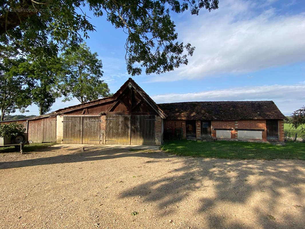 Maison à SAINT-GERMAIN-DU-BOIS