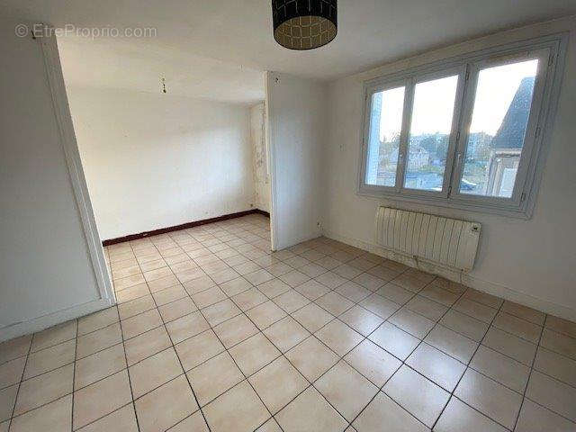 Appartement à EPERNON