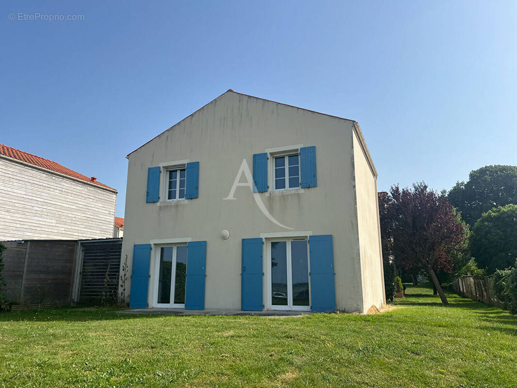 Maison à PORT-DES-BARQUES