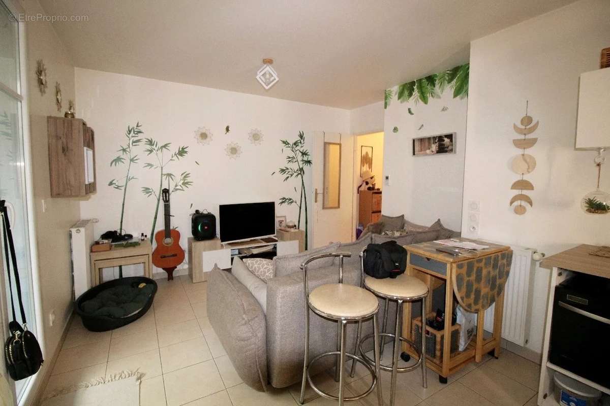 Appartement à OZOIR-LA-FERRIERE