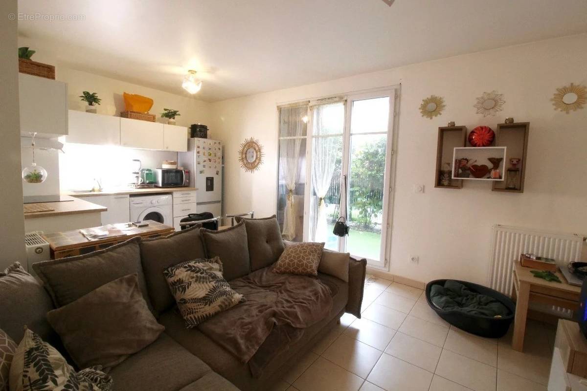 Appartement à OZOIR-LA-FERRIERE