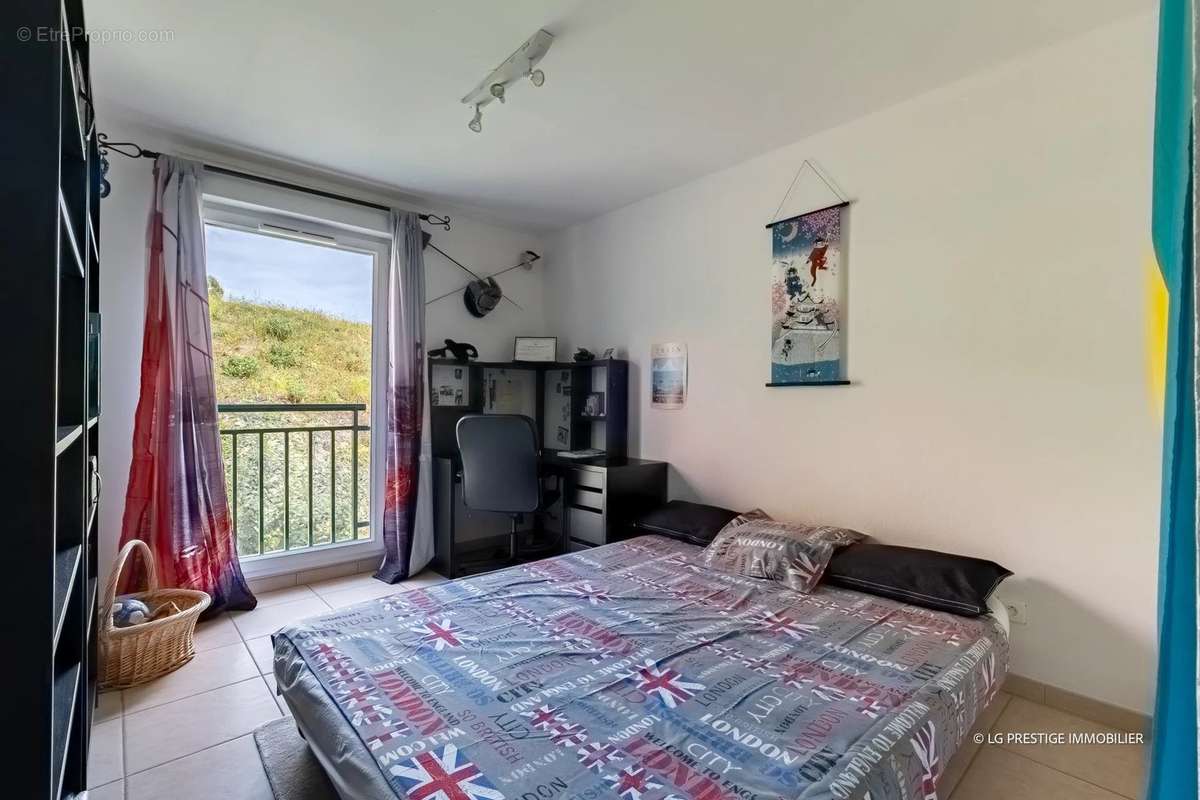 Appartement à MANDELIEU-LA-NAPOULE