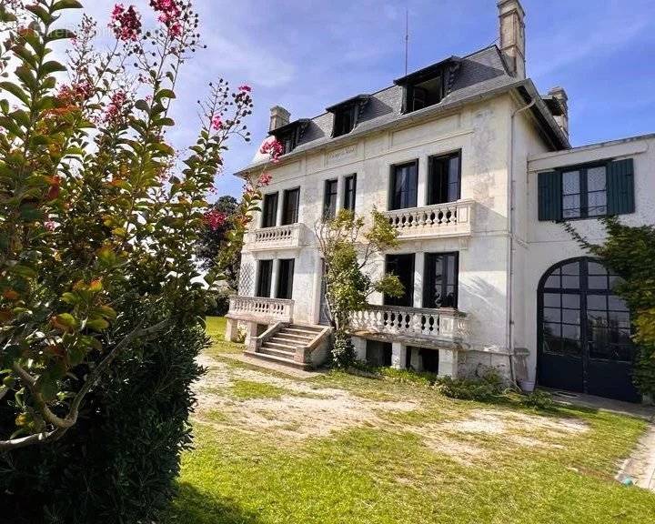 Maison à SAINT-PALAIS-SUR-MER