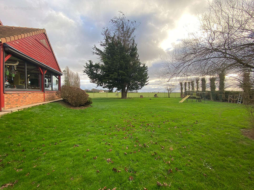 Maison à TOURVILLE-LA-CAMPAGNE