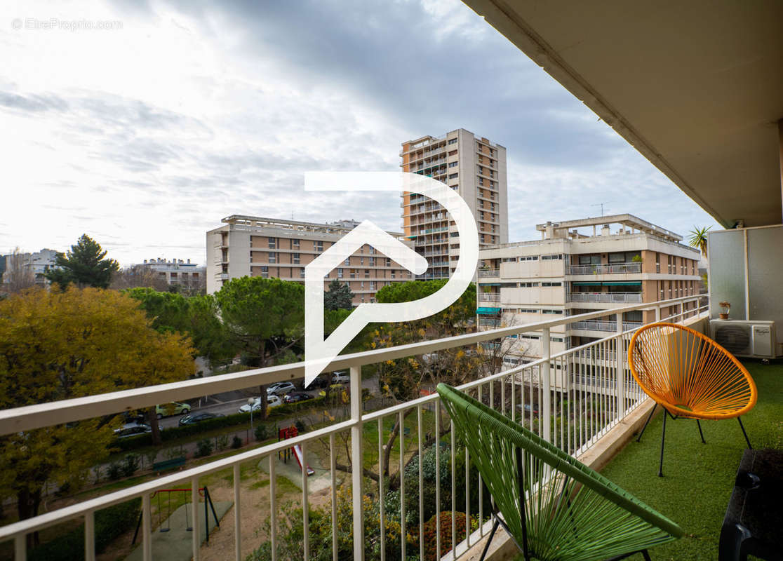 Appartement à MARSEILLE-9E