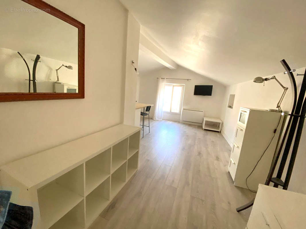 Appartement à BORMES-LES-MIMOSAS