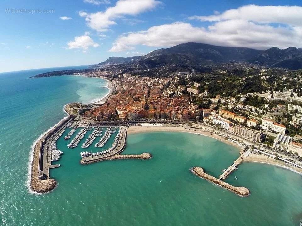 Appartement à MENTON