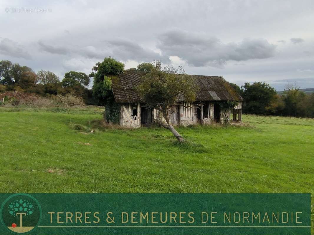 Maison à PONT-L&#039;EVEQUE