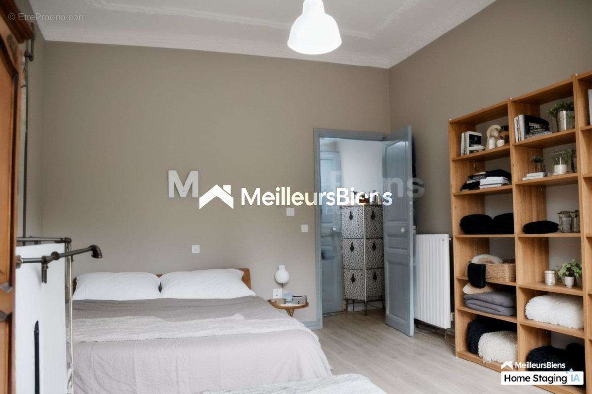 Appartement à MARSEILLE-1E