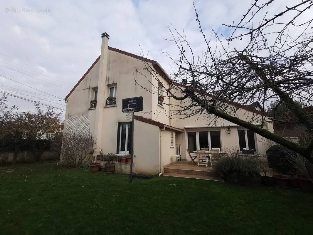 Maison à GOURNAY-SUR-MARNE