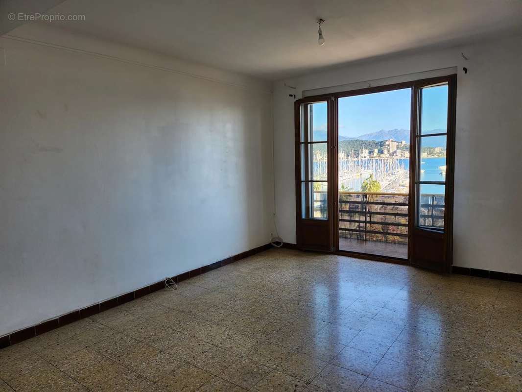 Appartement à AJACCIO