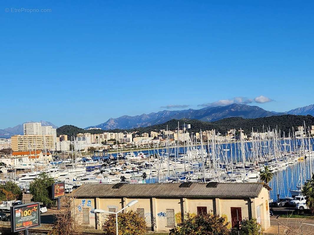 Appartement à AJACCIO