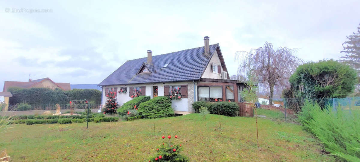 Maison à JOIGNY