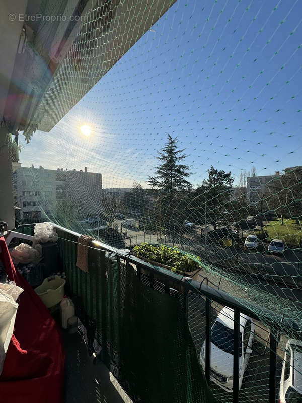 Appartement à BRON