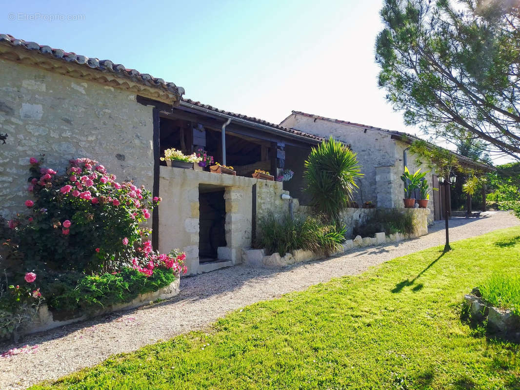 Maison à MONFLANQUIN