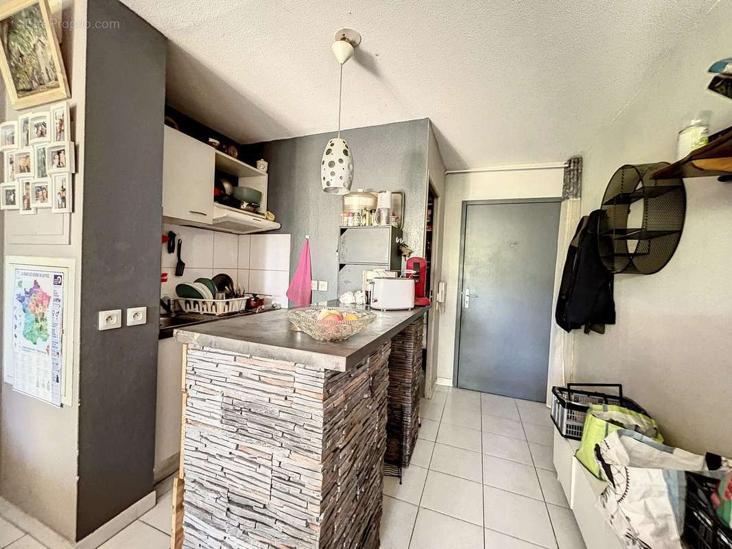 Appartement à GARONS