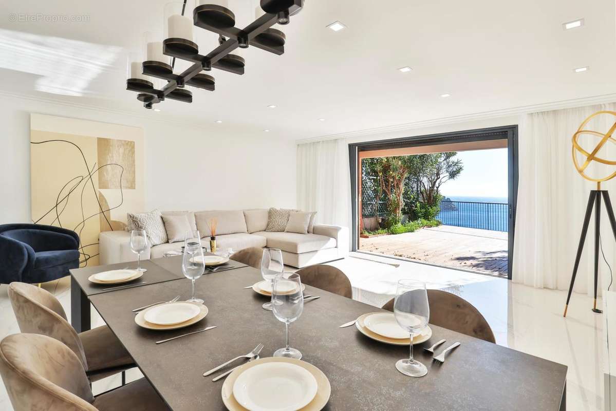 Appartement à VILLEFRANCHE-SUR-MER