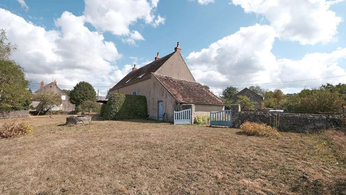 Maison à CERVON